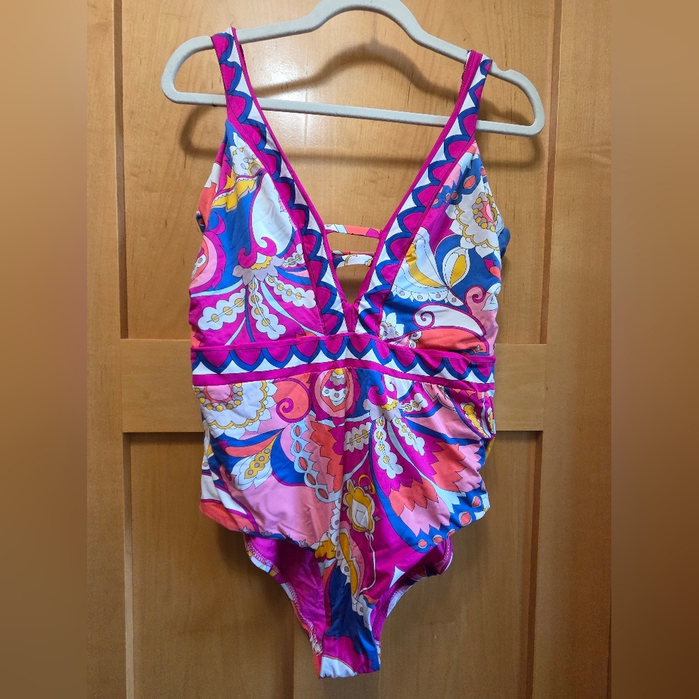 NEW Trina Turk Multicolor Sevilla Plunge One Piece Swimsuit - Picture 6 of 10